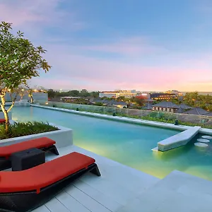 Отель Aryaduta Bali, Кута